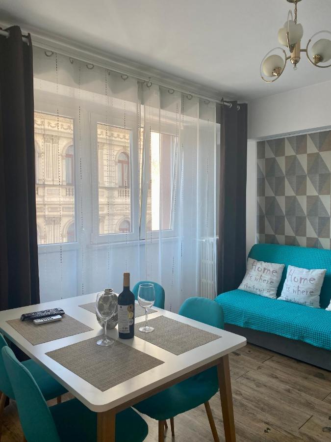 Ultracentral - Apartament Pe Calea Victoriei Bucarest Extérieur photo